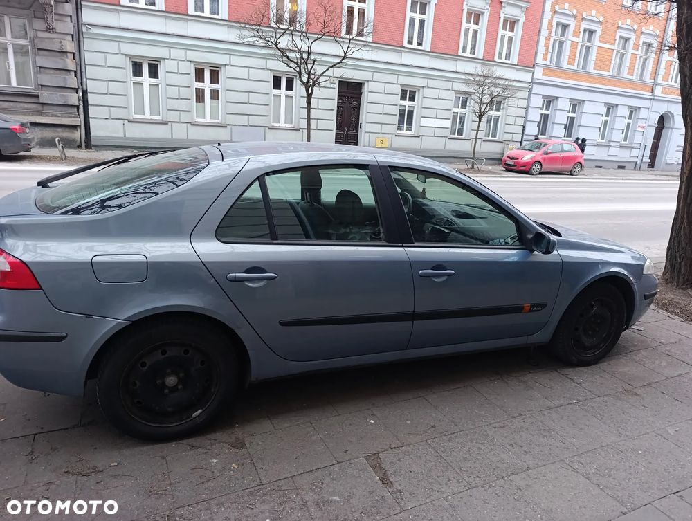 Renault Laguna 1.8 16V Expression - 10