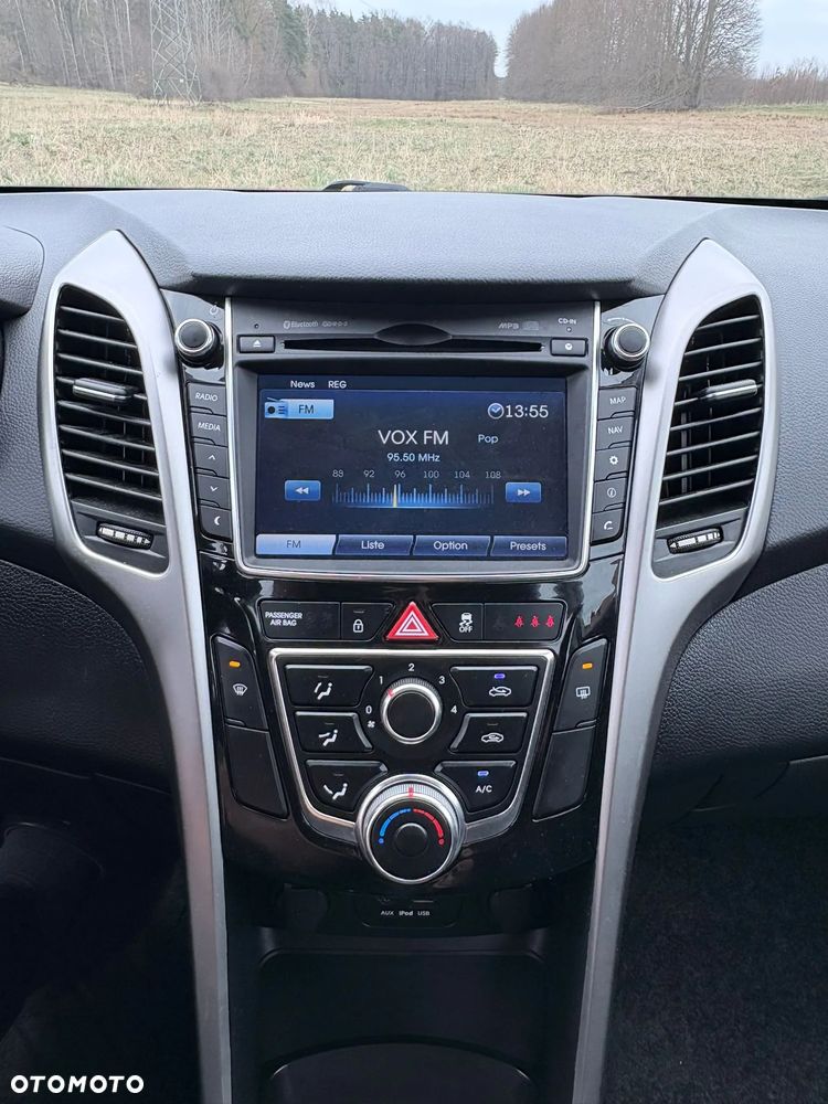 Hyundai i30 blue 1.6 CRDi Classic Navigation - 15