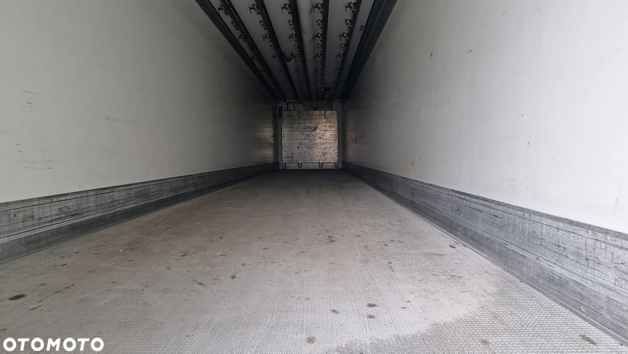 Schmitz Cargobull SKO 24 Hakówka - 8