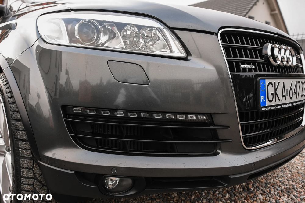 Audi Q7 - 8