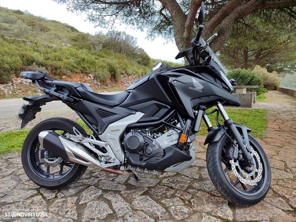 Honda NC750X - 1