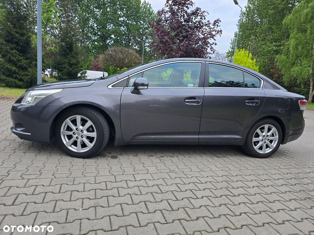 Toyota Avensis 2.0 D-4D Luna - 7