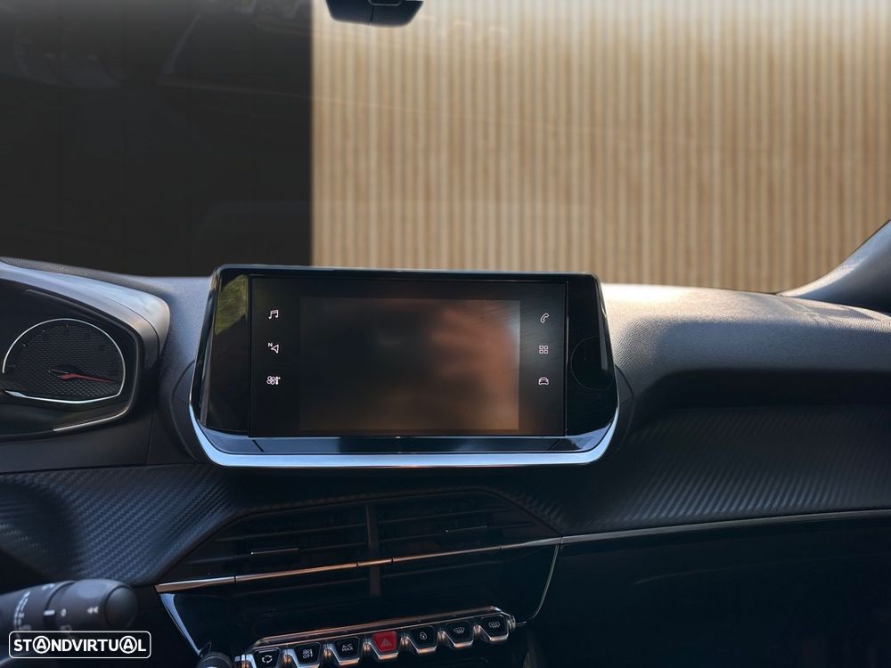 Peugeot 2008 1.2 PureTech Active - 13