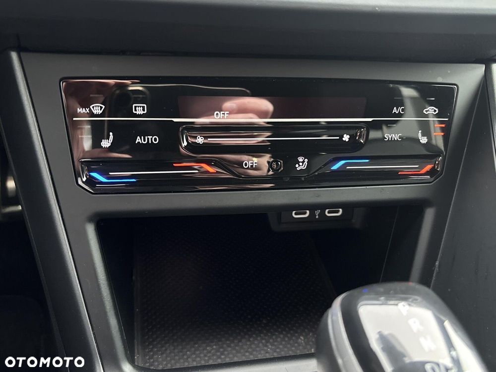 Volkswagen Taigo - 18