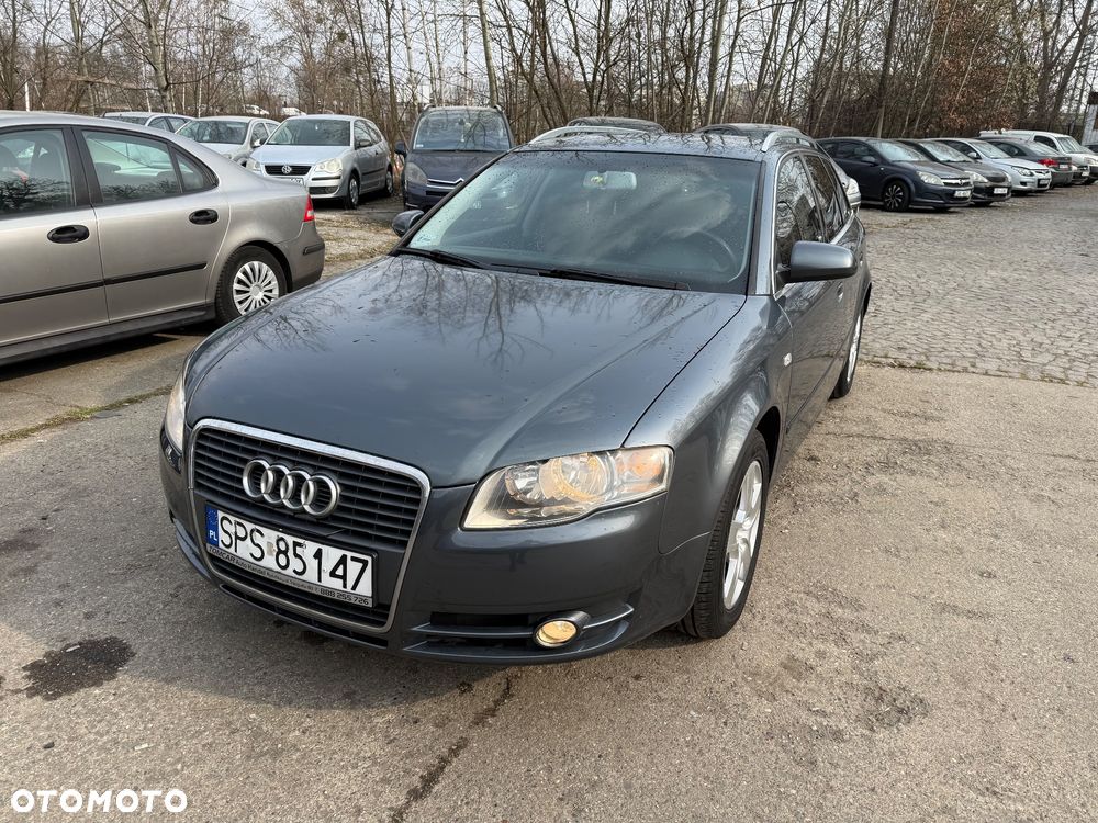 Audi A4 Avant - 1