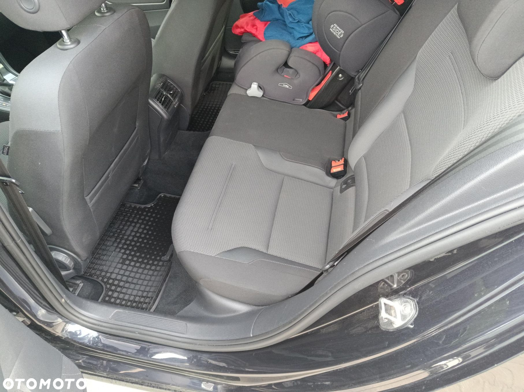 Volkswagen Golf VII 1.6 TDI BMT Comfortline DSG - 11