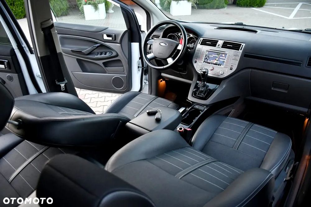 Ford Kuga 2.0 TDCi Titanium MPS6 - 28