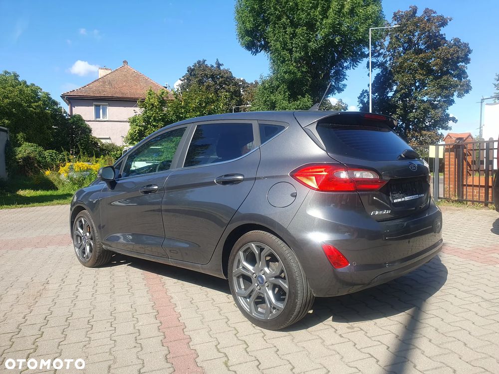Ford Fiesta 1.0 EcoBoost S&S TITANIUM X - 4