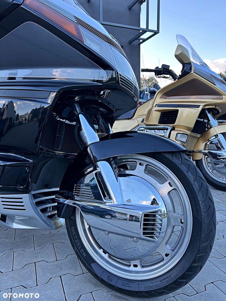 Honda GL - 6