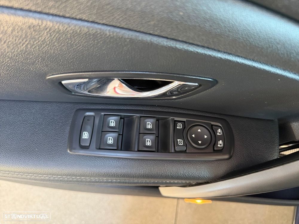 Renault Mégane 1.5 dCi Confort - 12