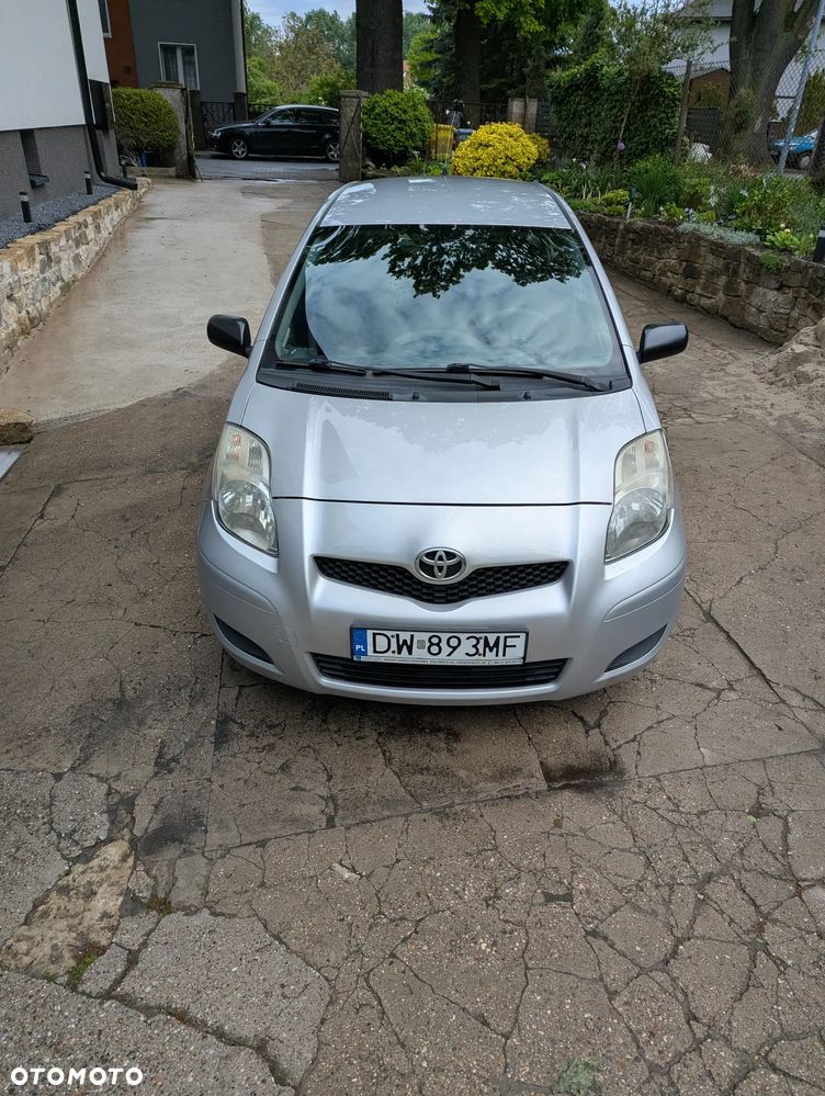 Toyota Yaris 1.0 Luna Start - 2