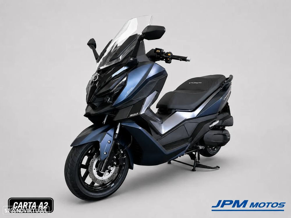 Sym Cruisym 300 @ - 4