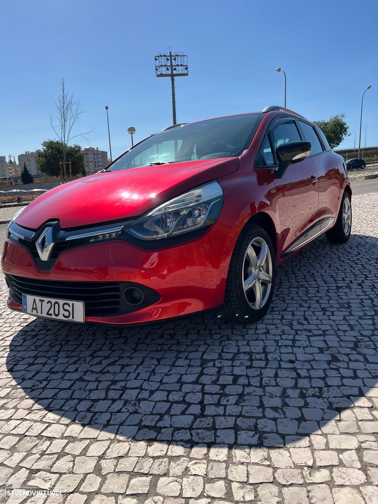 Renault Clio Sport Tourer - 7
