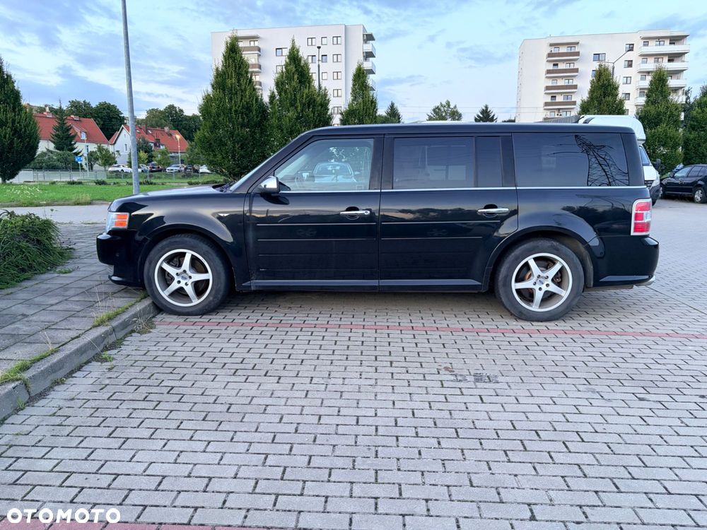 Ford Flex - 8