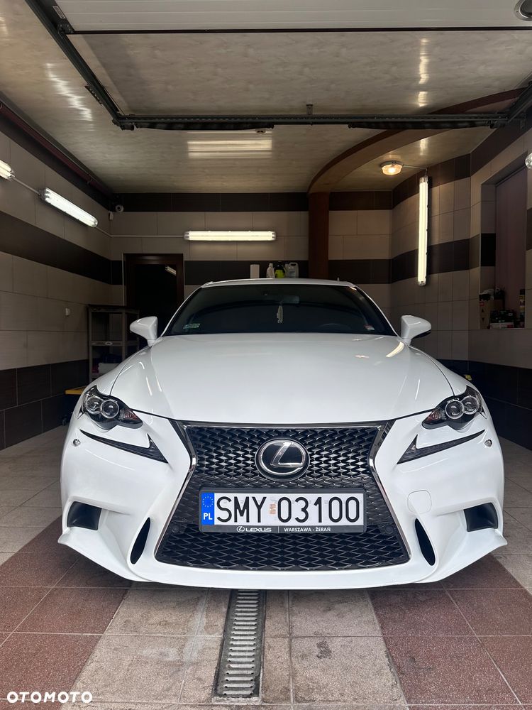 Lexus IS 250 F Sport - 3