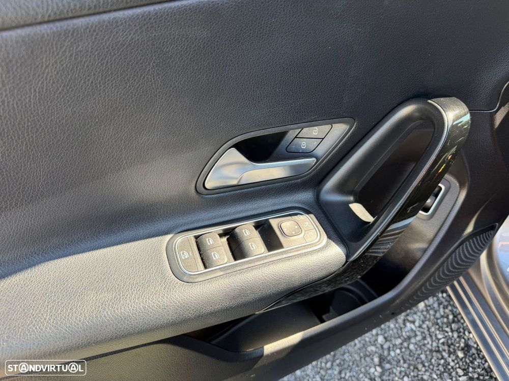 Mercedes-Benz A 180 - 29