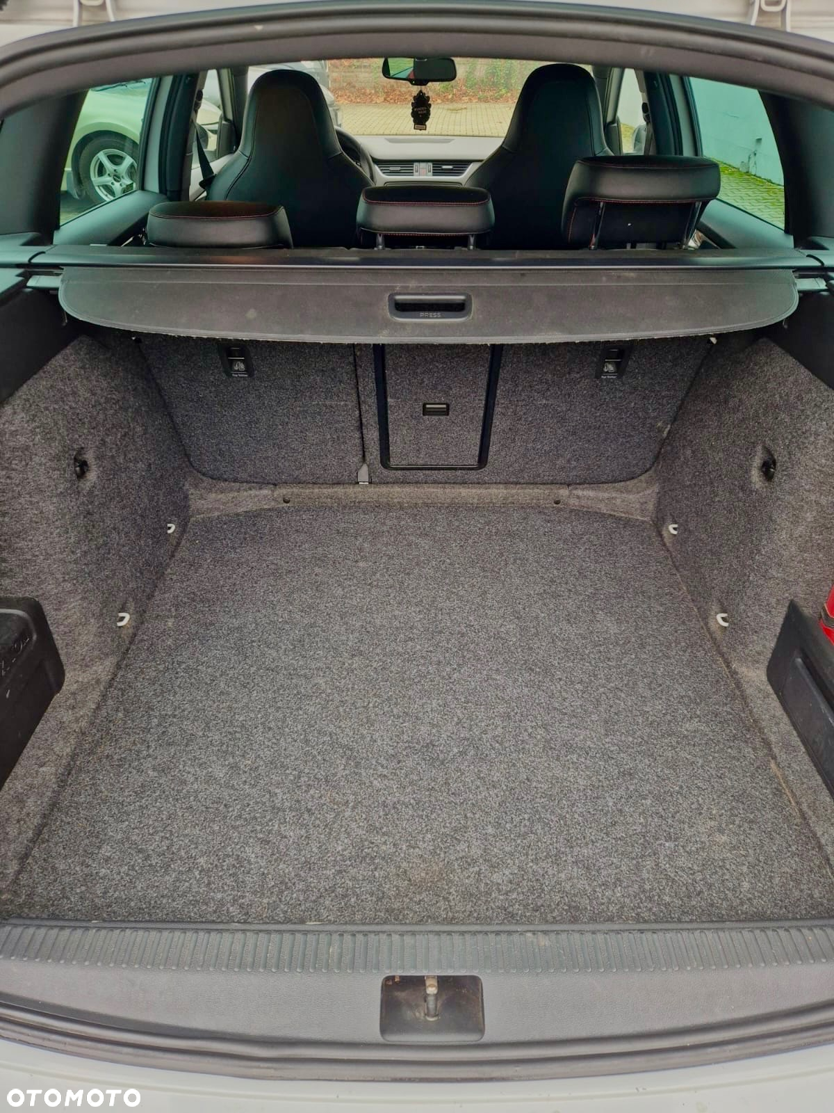 Skoda Octavia 2.0 TDI RS DSG - 14