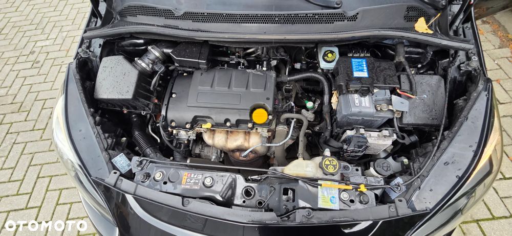 Opel Corsa 1.2 Cosmo - 35