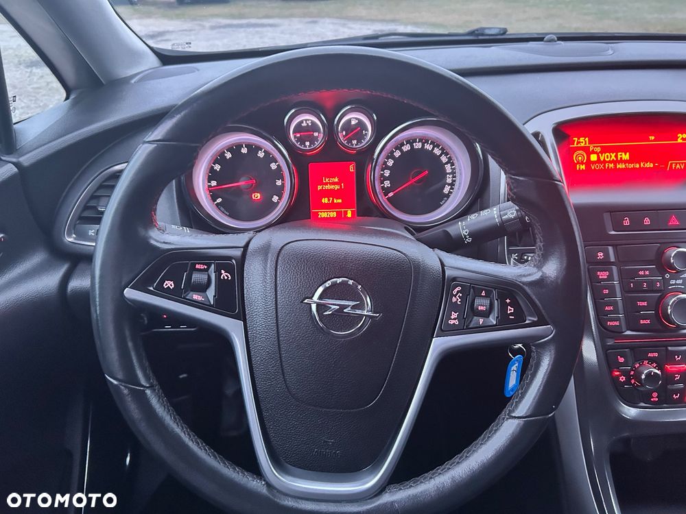 Opel Astra 1.4 Turbo Cosmo - 22