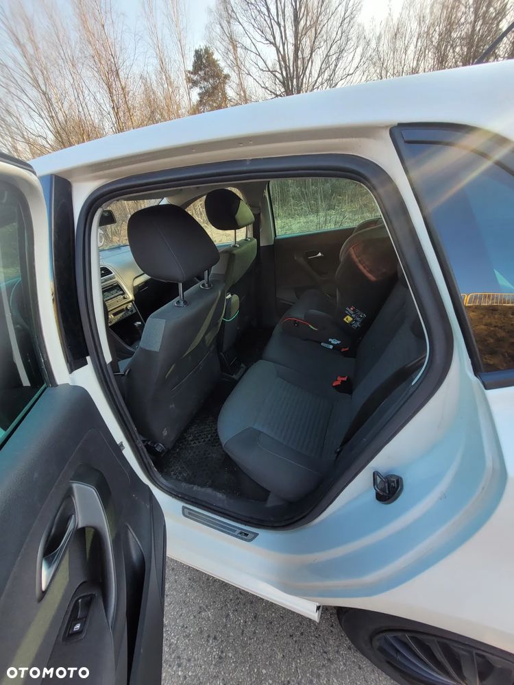 Volkswagen Polo 1.6 TDI DPF Highline - 11