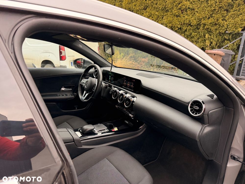 Mercedes-Benz CLA 180 d 8G-DCT Edition 2022 - 24