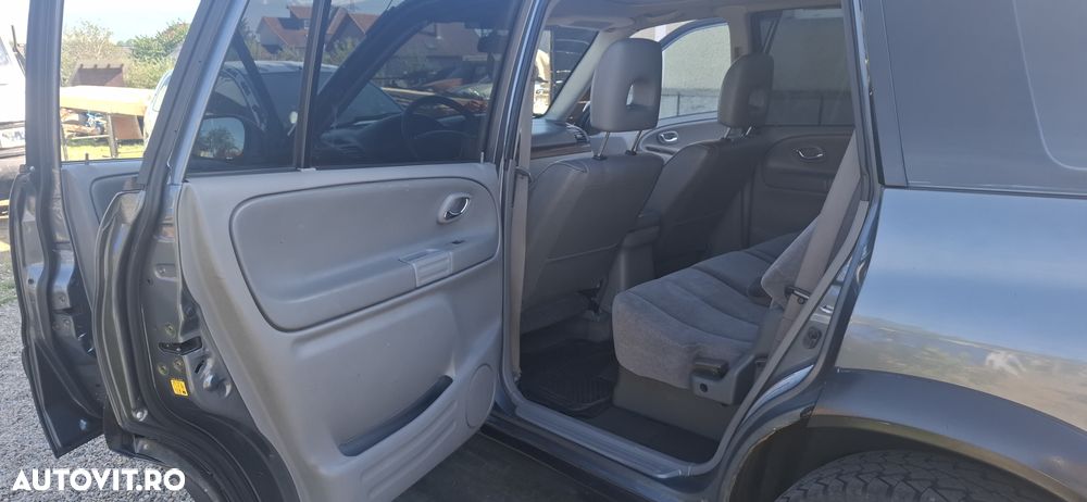 Suzuki Grand Vitara XL-7 2.0 TD - 8