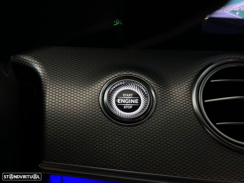 Mercedes-Benz E 220 d AMG Line - 21