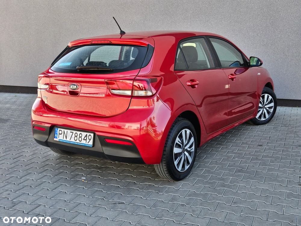 Kia Rio 1.2 L - 21