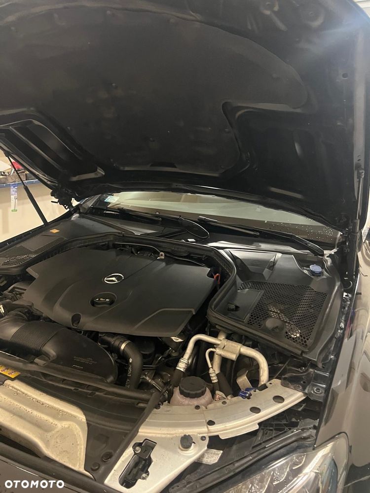 Mercedes-Benz Klasa C 250 d 9G-TRONIC - 3
