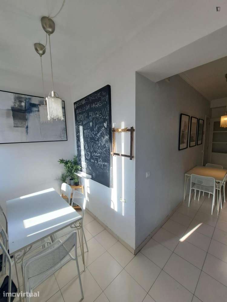 Quarto - localizado em Arroios Lisbon - Grande imagem: 3/19