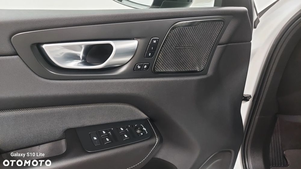 Volvo XC 60 B4 D Geartronic RDesign - 13