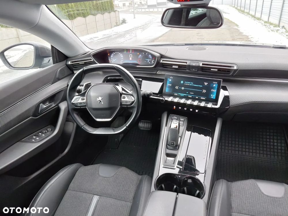 Peugeot 508 PureTech 180 EAT8 Allure - 12