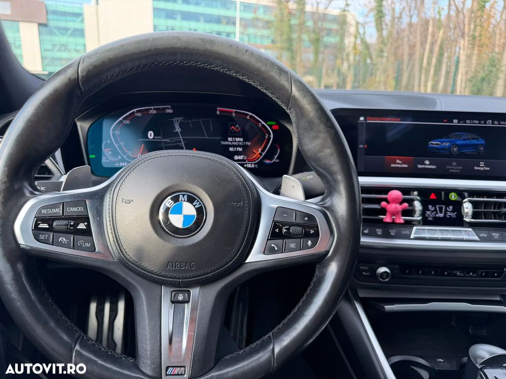 BMW Seria 3 320d xDrive AT - 16