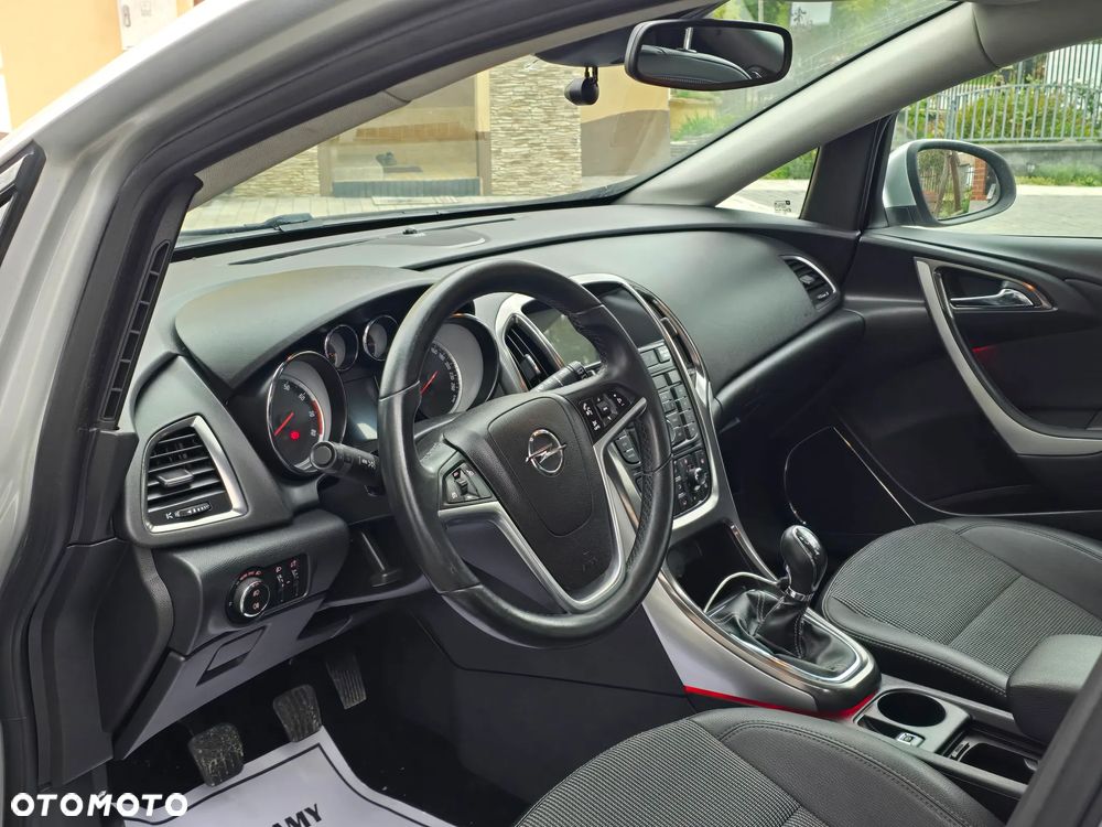 Opel Astra 1.4 Turbo Cosmo - 18