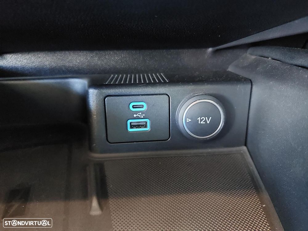 Ford Kuga 1.5 TDCi Titanium - 38