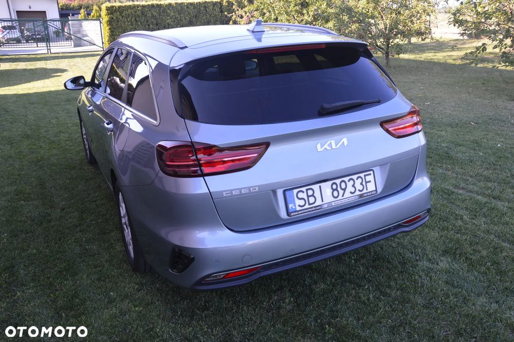 Kia Ceed - 4