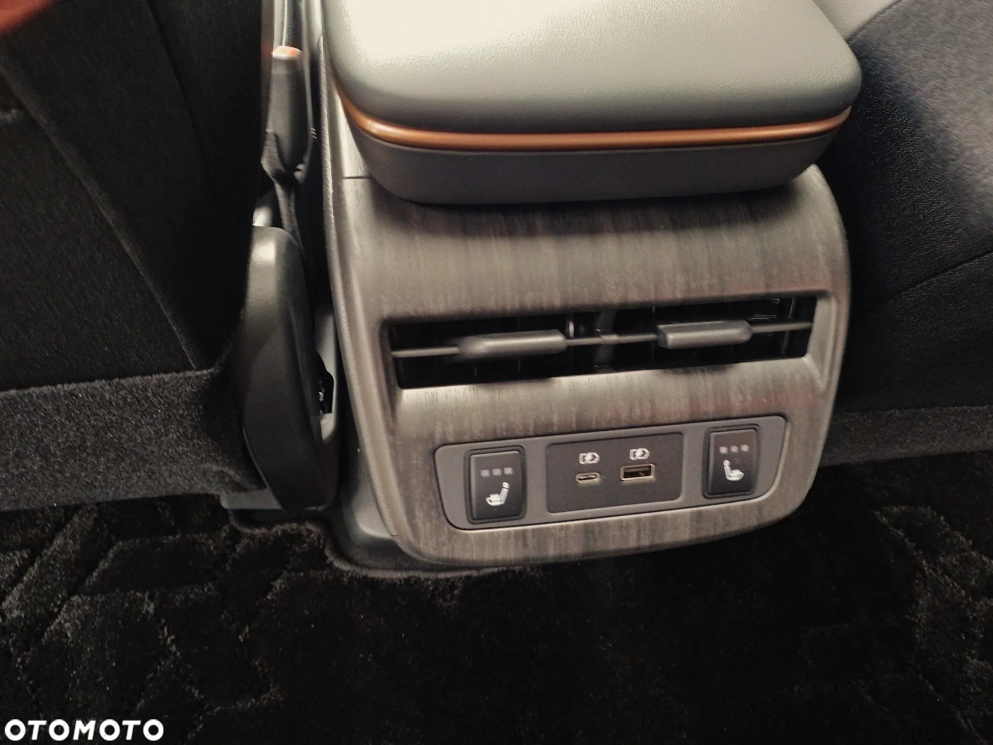 Nissan Ariya 87kWh Evolve - 10