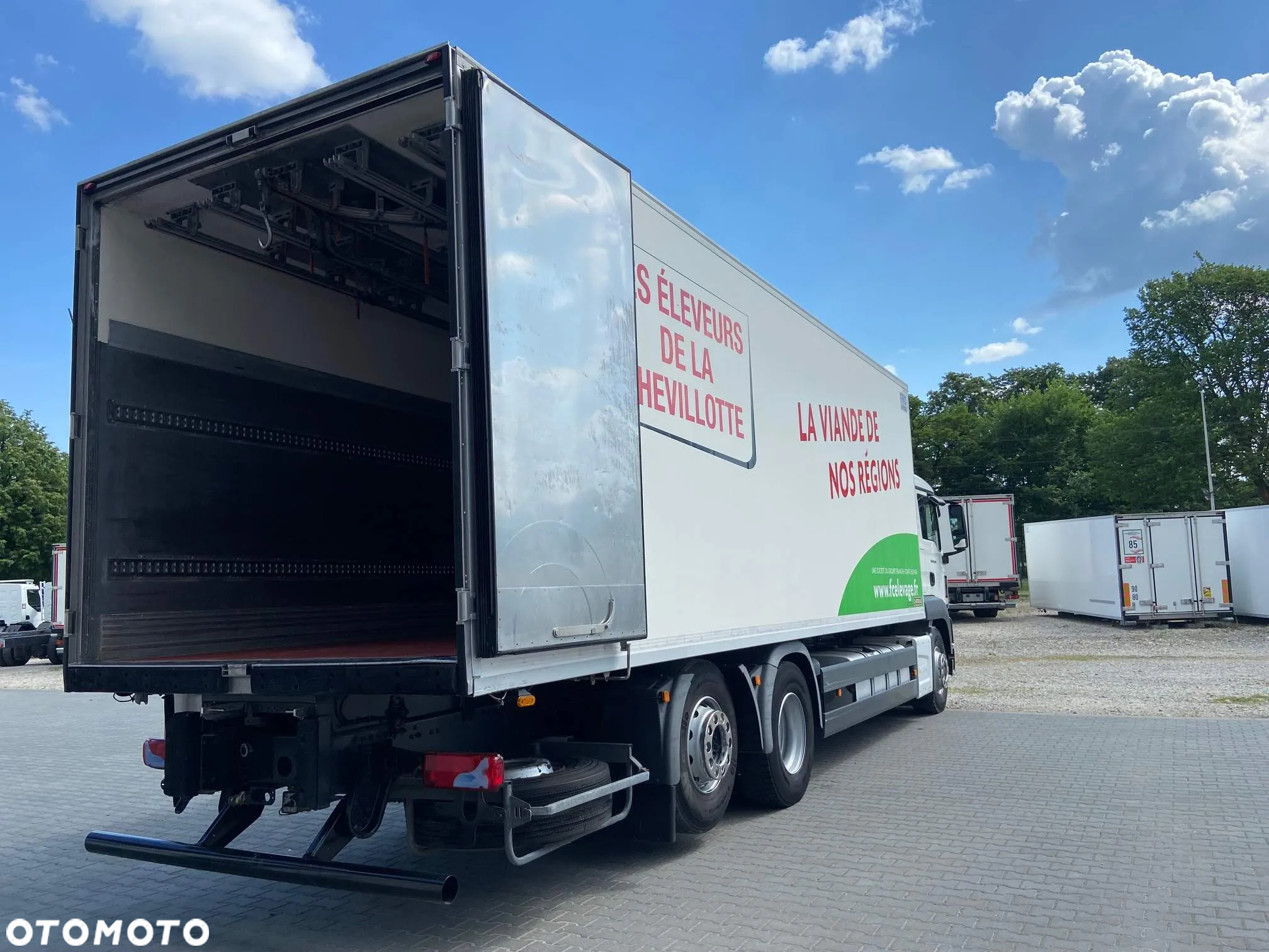 MAN TGS 26.400 CHŁODNIA HAKÓWKA CARRIER S 850 CHEREAU - 11