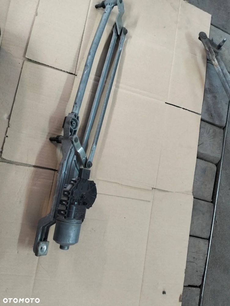 FORD FOCUS MK2 MECHANIZM WYCIERACZEK - 1