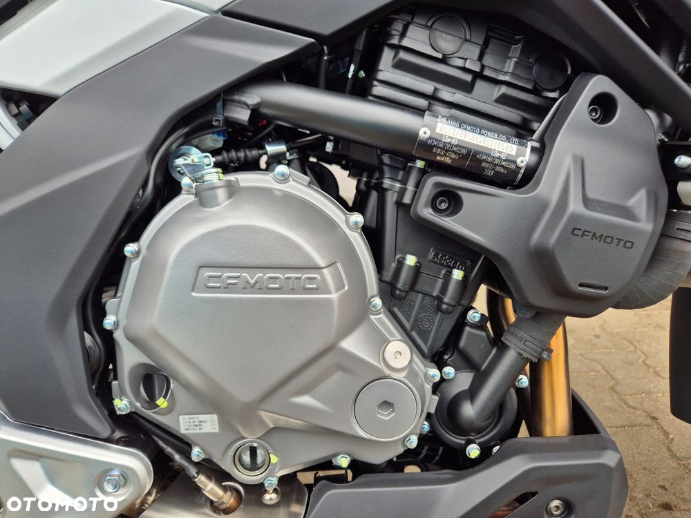 CFMoto 700MT - 32