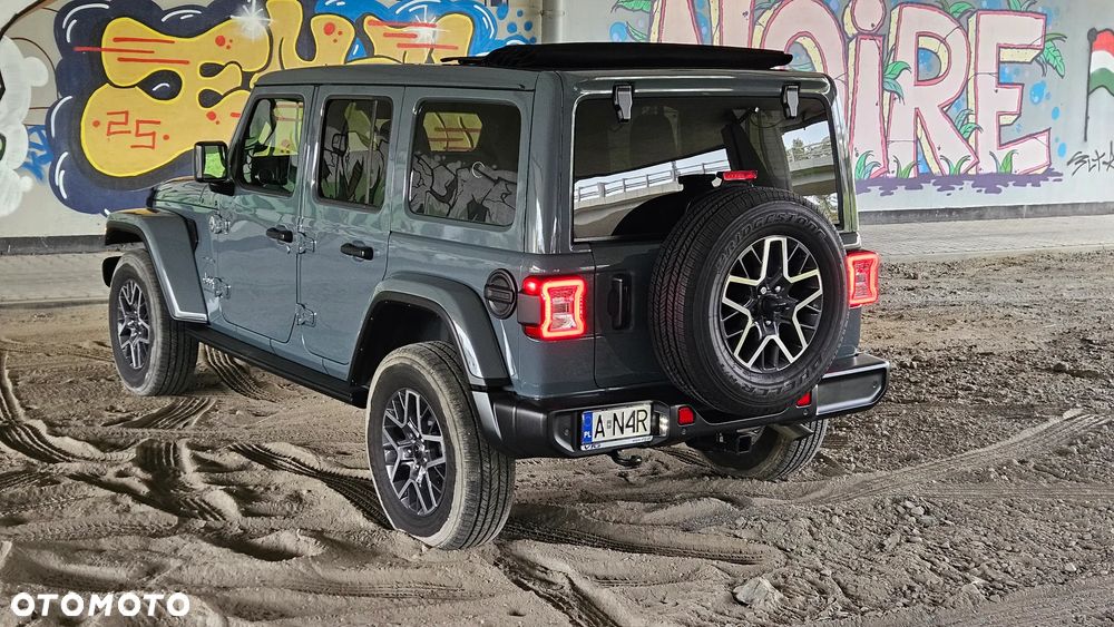 Jeep Wrangler - 26