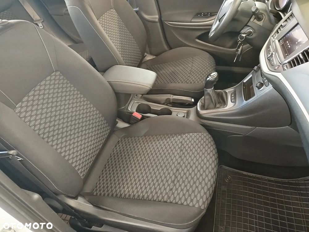Opel Astra 1.2 T Edition S&S - 13