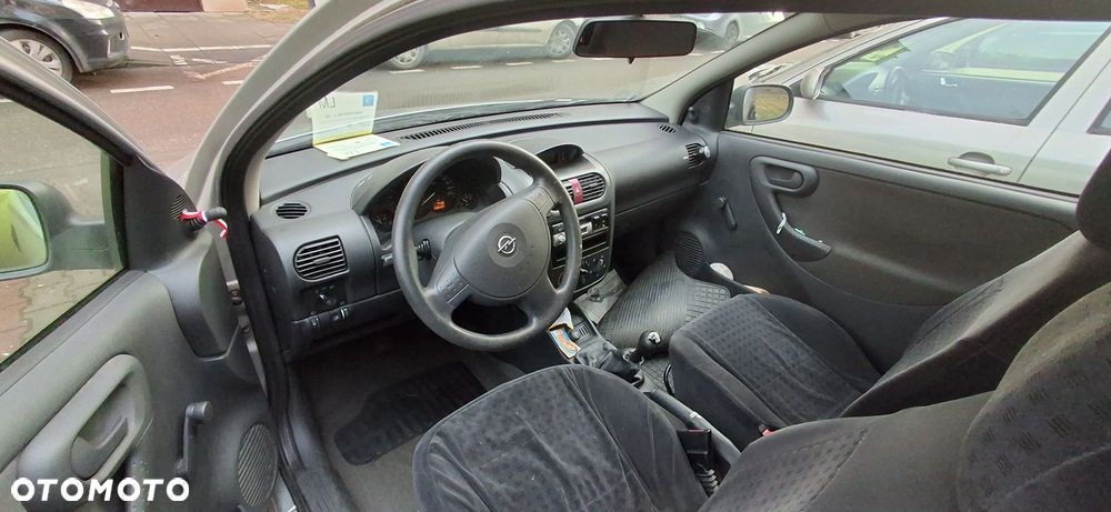 Opel Corsa - 4