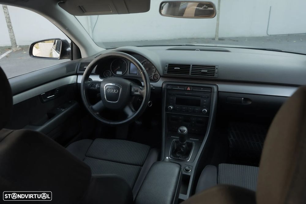 Audi A4 2.0 TDI - 4