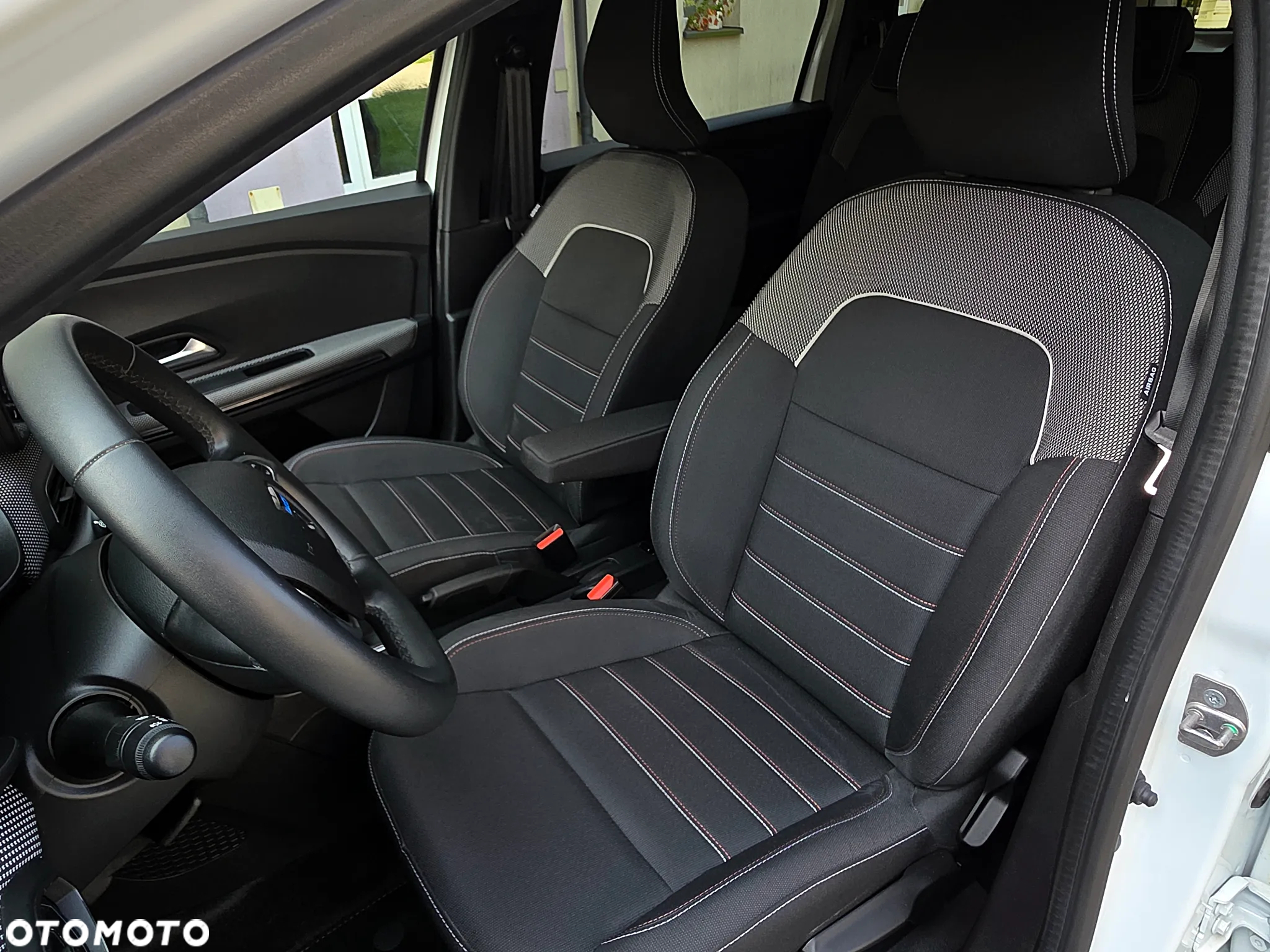 Dacia Jogger 1.0 TCe Extreme - 27