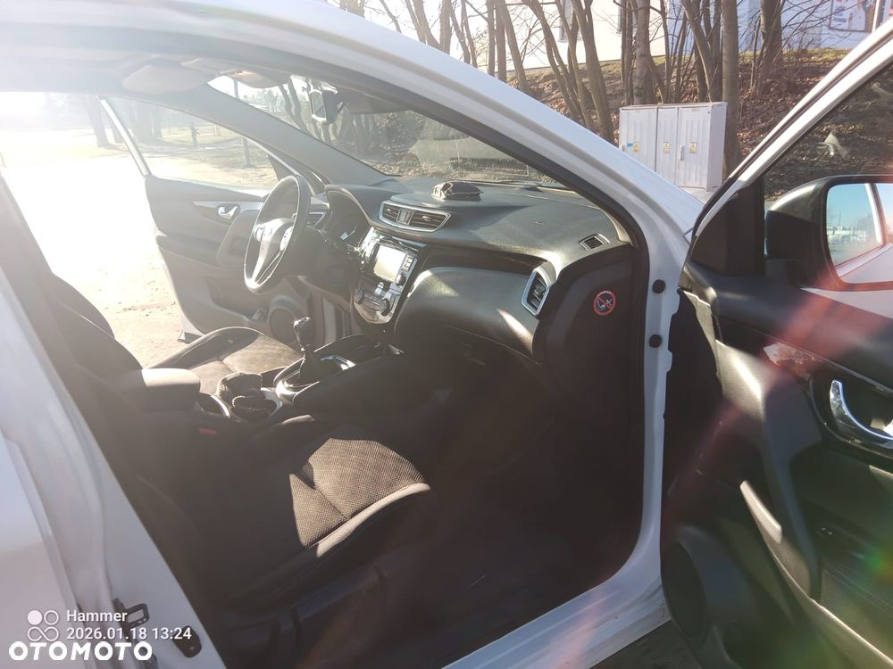 Nissan Qashqai 1.6 DIG-T N-Connecta - 14