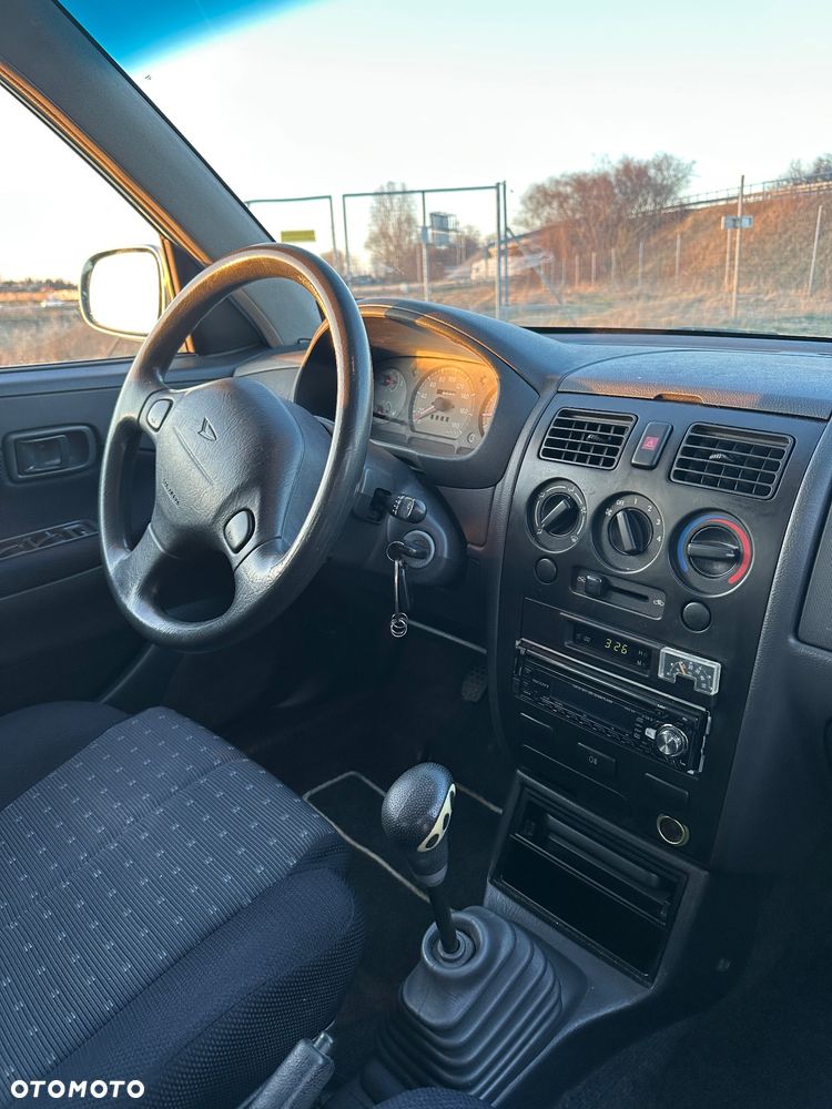 Daihatsu Sirion 1.0 Plus - 9