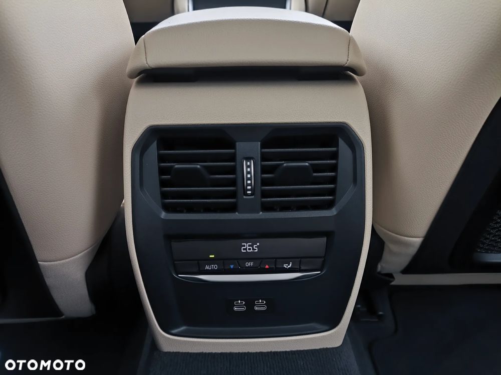 BMW Seria 3 320i - 21