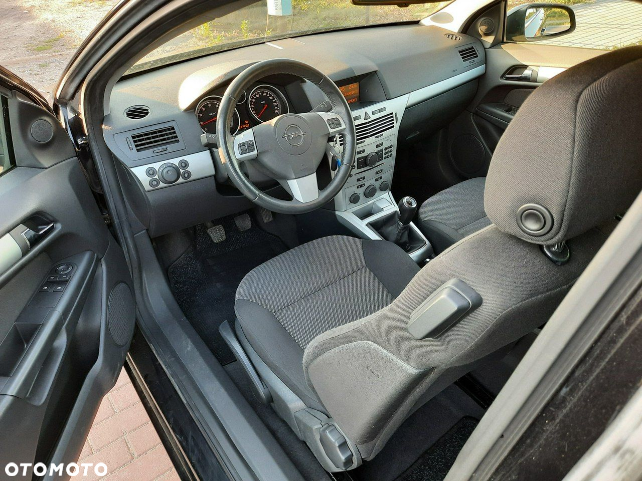 Opel Astra - 11