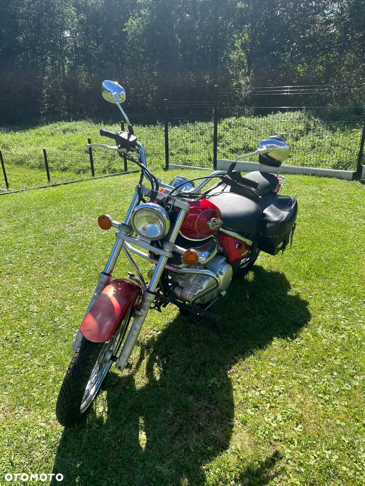 Suzuki Intruder - 2
